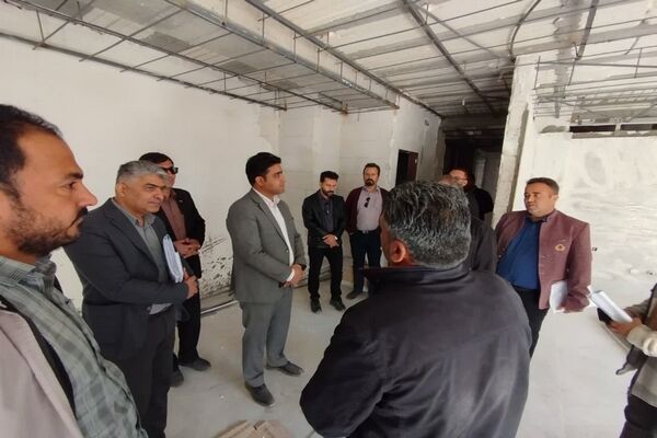 بازدید سرپرست اداره کل راه وشهرسازی استان مرکزی از نهضت ملی مسکن شهرجدید مهاجران