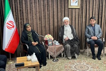 کردستان پاره‌ای ارزشمند از پیکره ایران است / تأکید بر تسریع طرح‌های راه و مسکن در استان