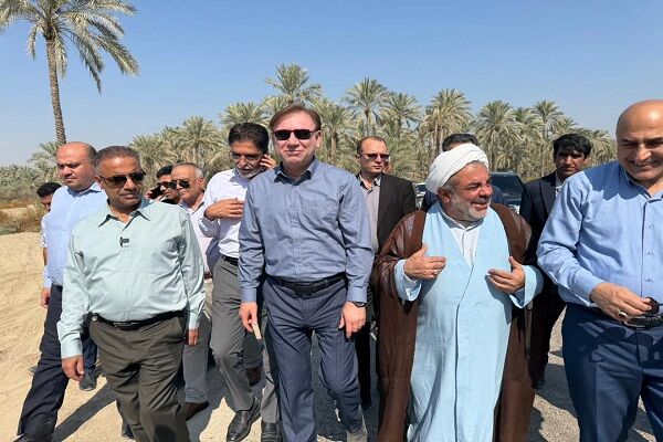 ویدیو| بازدید استاندار بوشهر از پروژه تعریض و بهسازی فاز دوم محور روستایی «آبپخش-حِلّه» شهرستان دشتستان