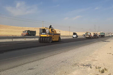 آغاز عملیات روکش آسفالت محور دورود – بروجرد