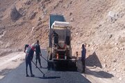 ببینید|️ادامه عملیات بهسازی و آسفالت محور روستایی آزادبر از توابع جاده کرج کندوان