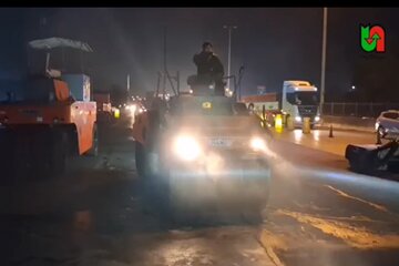 ویدیو| اجرای عملیات شبانه روکش آسفالت آزادراه کرج- تهران محدوده پایانه شهید کلانتری