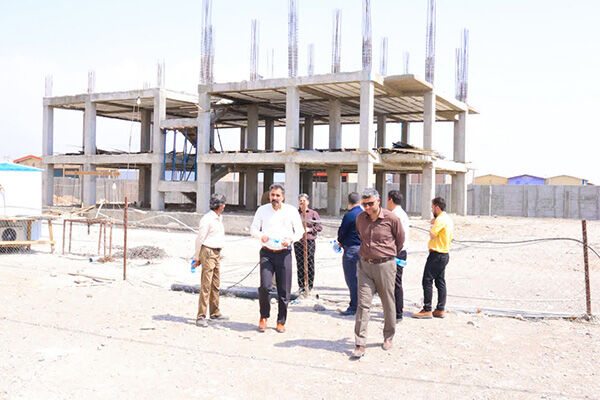 شتاب در توسعه راه‌های جنوب کرمان؛ ۱۸۸ کیلومتر مسیر در دست اجرا و پنج پل در حال طراحی و ساخت