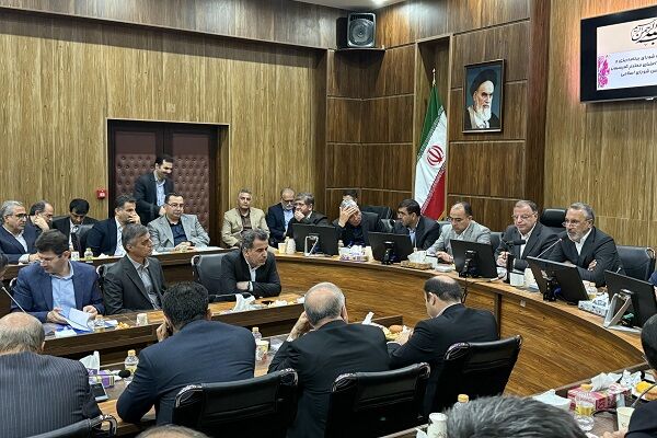 ببینید | نشست شورای برنامه‌ریزی و شورای هماهنگی راه و شهرسازی گلستان با حضور اعضای کمیسیون عمران مجلس و معاونین وزیر راه و شهرسازی