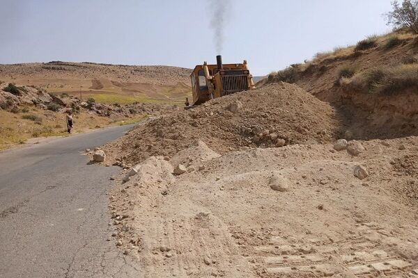 اجرای بیش از ۶۷ هزار مترمکعب عملیات راهداری در روستای ابواسحاق در چهارمحال و بختیاری