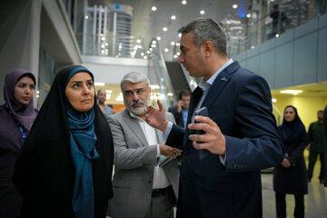 ببینید |بازید وزیر راه و شهرسازی از طرح های توسعه ترمینال یک فرودگاه امام خمینی (ره)