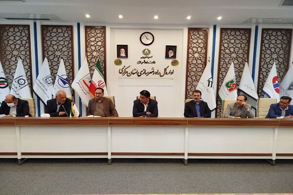 جلسه شورای اداری اداره کل راه وشهرسازی استان مرکزی برگزارشد