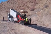 ببینید| عملیات آسفالت محور روستایی کلارود – گشنادر در مسیر کرج–کندوان