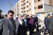 بازدید مدیران ملی و استانی از اراضی و طرح‌های نهضت ملی مسکن شهرستان لنجان