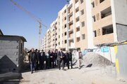 بازدید مدیران ملی و استانی از اراضی و طرح‌های نهضت ملی مسکن شهرستان لنجان
