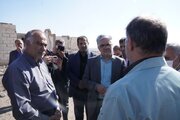 بازدید مدیران ملی و استانی از اراضی و طرح‌های نهضت ملی مسکن شهرستان لنجان