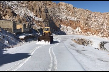 ویدیو| ️ عملیات برف روبی و بازگشایی گردنه ته ته در محور سه‌راهی شهدا به ته ته در حوزه شهرستان پاوه