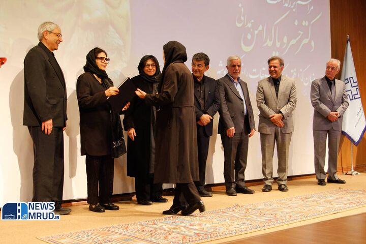 ببینید |  مراسم درگذشت خسرو پاکدامن بنیانگذار مرکز تحقیقات راه، مسکن و شهرسازی