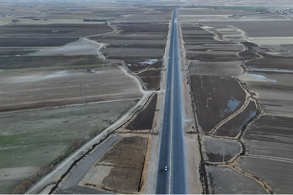 چهارخطه محدوده شمسآباد_ خراجی در محور شهرکرد_شلمزار به طول ۴.۵ کیلومتر زیر بار ترافیک رفت