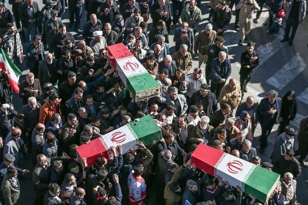 ویدیو| ایجاد مسیر دسترسی ویژه تشییع پیکر شهید گمنام در روستای هرچگان توسط راهداران چهارمحال و بختیاری