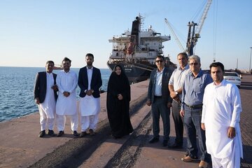 بازدید اعضای شورای هماهنگی روابط‌عمومی‌های وزارت راه و شهرسازی در سیستان و بلوچستان از طرح توسعه بندر شهید بهشتی چابهار