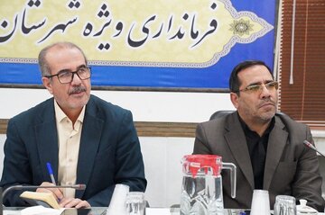 ببینید| نشست مسئولان ملی و استانی در شهرستان نایین با حضور معاون وزیر راه و شهرسازی