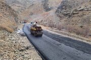 ببینید| عملیات آسفالت محور روستایی کسیل از توابع جاده کرج کندوان