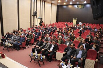 و️یدیو| دیدار صمیمانه سرپرست اداره کل راهداری و حمل و نقل جاده ای استان کرمانشاه با همکاران