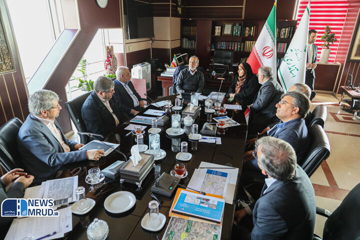 دومین نشست رییس‌جمهور و وزیر راه برای توسعه شبکه ریلی حومه‌ای