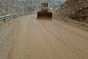 ببینید| ریزش برداری، رفع انسداد و  پاکسازی سطح جاده از گل و لای مسیر جوانرود_بانی لوان استان کرمانشاه