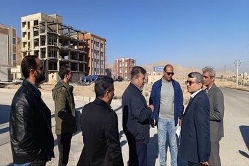 ببینید|بازدید مدیرکل راه و شهرسازی شرق استان سمنان، ازروند اجرای پروژه  آماده‌سازی شهرک کوثر شاهرود