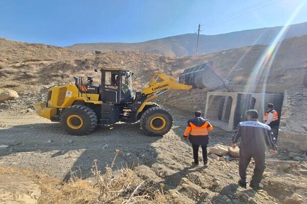 ببینید|نصب آبروباکس محدوده روستای کندر،حوزه راهداری گچسر