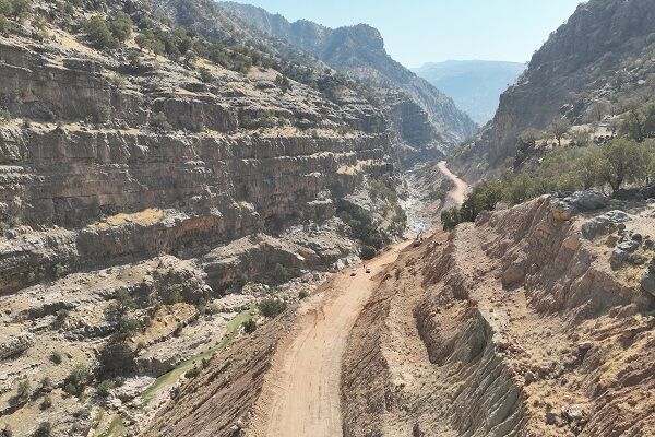 پروژه حیاتی راهداری در مسیر امامزاده نورالدین(ع)