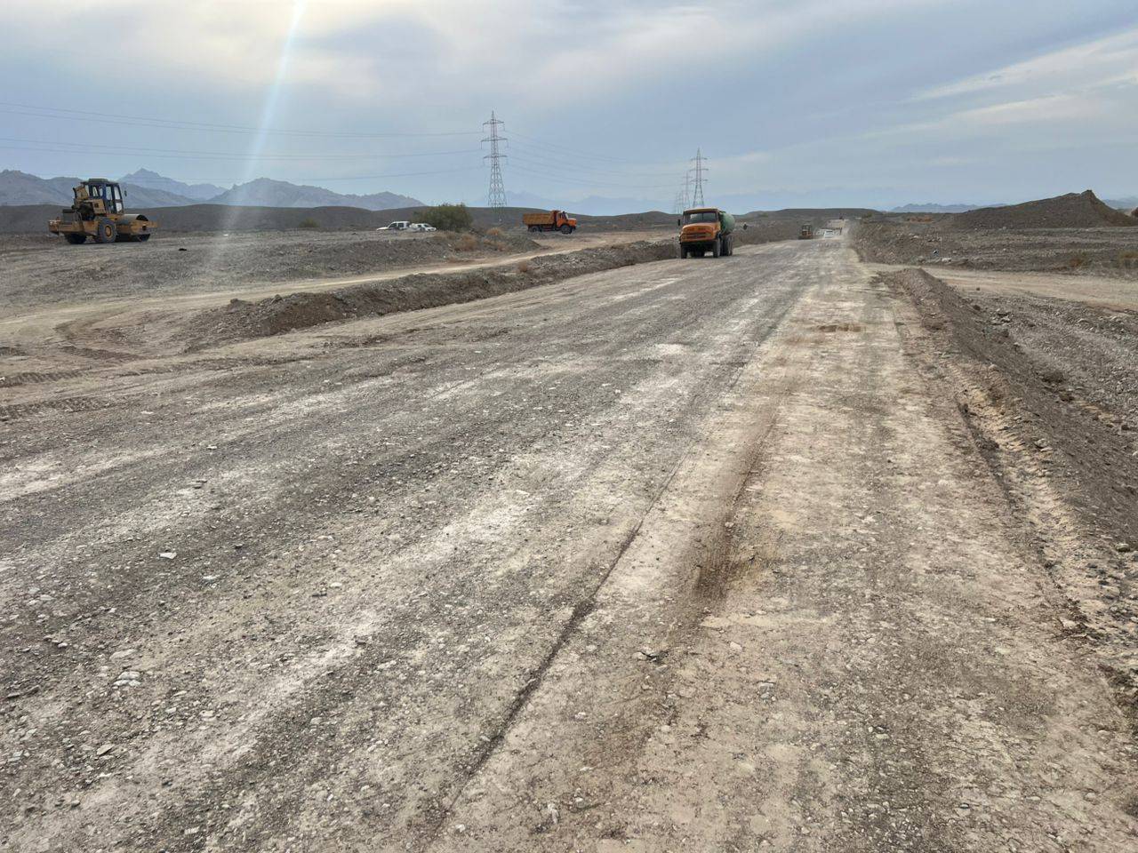 بازدید معاون هماهنگی امور عمرانی استاندار سیستان و بلوچستان از محور فنوج - تنگه سرحه