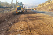 ببینید| تداوم عملیات تیغه زنی و تسطیح شانه در محور پاوه به نوسود استان کرمانشاه