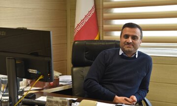 تخریب یک سازه غیر مجاز در حریم راه شهرستان فیروزکوه