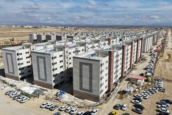 ساخت ۱۷ هزار و ۹۰۴ واحد مسکونی در بیش از ۷۰۰ بلوک در اردبیل