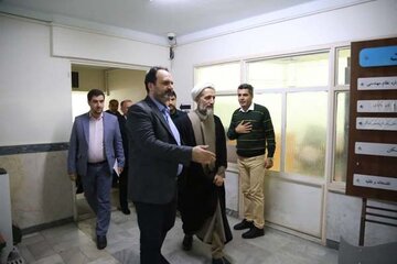 بازدید نماینده ولی‌فقیه در استان قزوین از اداره‌کل راه و شهرسازی استان قزوین