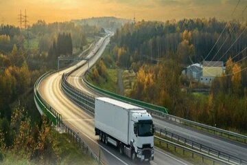 رشد ۶ درصدی تردد ناوگان صادراتی و وارداتی از پایانه‌های مرزی آذربایجان‌ غربی