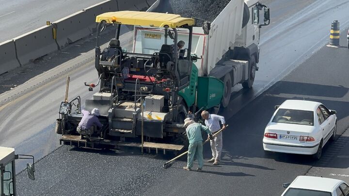 اجرای بیش از هزار و ۶۰۰ تن عملیات آسفالت‌ریزی و بهسازی راه‌ها در قزوین