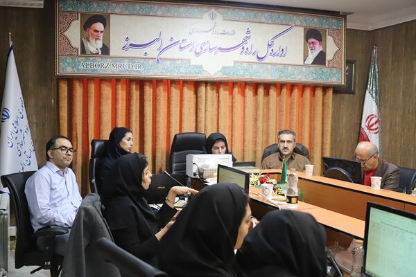 بررسی ۱۴ پرونده در هفدهمین جلسه کمیته فنی راه و شهرسازی استان البرز