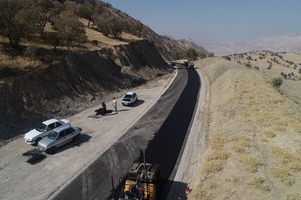 آسفالت راه روستایی