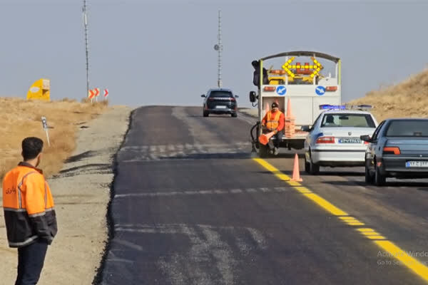 ویدئو|عملیات خط کشی محور بیجار _ دیواندره به طول ۵ کیلومتر(کردستان)