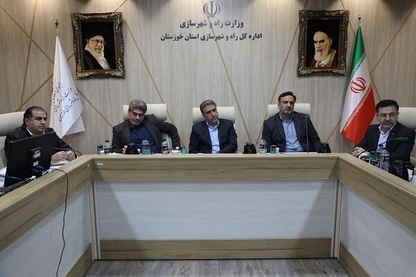 ببینید| نشست شورای هماهنگی روابط عمومی های وزارت راه و شهرسازی در خوزستان و آیین تجلیل از برترین ها