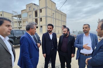 ببینید|بازدید میدانی مدیرکل راه و شهرسازی چهارمحال و بختیاری از پروژه‌های مسکن و ساختمان شهرستان سامان