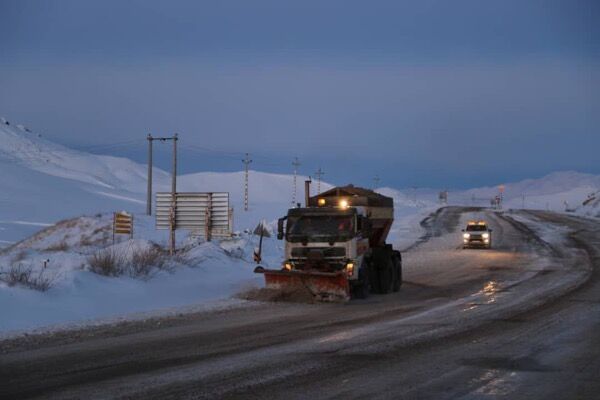 صدور هشدار هواشناسی برای ۲۲ استان کشور/ آماده‌باش راهداران و ماشین‌آلات راهداری