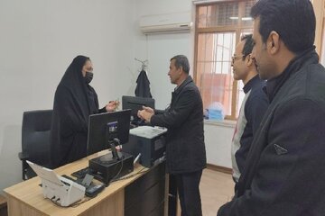 تجلیل مدیر کل راه و شهرسازی سیستان و بلوچستان از بانوان شاغل این اداره کل همزمان با میلاد فرخنده حضرت فاطمه زهرا(س)