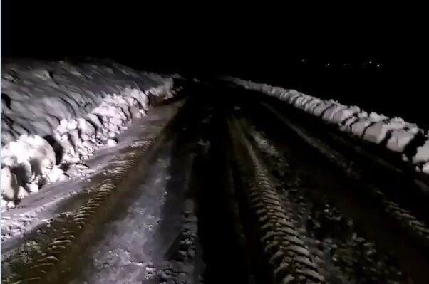 ️ویدیو | عملیات برف‌روبی در راه روستایی میخوران به دره وزم شهرستان سنقر و کلیایی، استان کرمانشاه