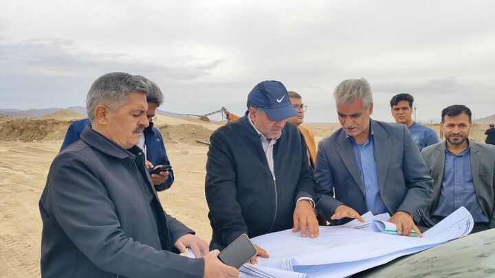 بازدید مدیرکل راه و شهرسازی استان کرمان از پروژه‌های نهضت ملی مسکن و جوانی جمعیت کوهبنان
