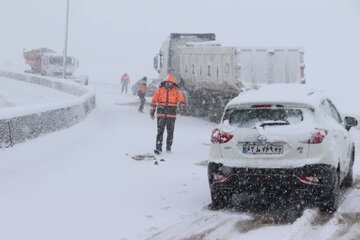 بازگشایی راه‌ ۹۵ روستا و امدادرسانی به ۱۵۱ مسافر توسط راهداران همدان