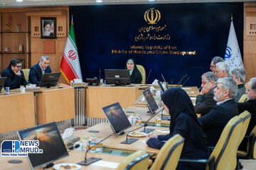 ببینید | نشست بررسی نهایی طرح مشارکت ایده پردازی باز طراحی مفهومی معماری داخلی ترمینال یک فرودگاه امام خمینی (ره) با حضور وزیر راه و شهرسازی