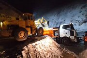 ببینید|عملیات برف روبی ،شن و نمک پاشی محور کرج کندوان محدوده کندوان حوزه استان البرز