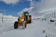 گزارش تصویری //عملیات برف روبی محور روستایی مرزی شیخ سیلو ناور از توابع شهرستان چالدران توسط راهداران این شهرستان