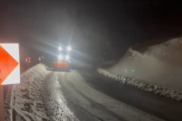 ویدیو|بارش برف و کولاک در محور جدید طالقان -هشتگرد