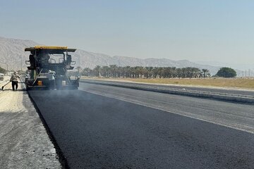 اجرای ۶۰۰ میلیارد تومان ترمیم آسفالت راه‌های بوشهر